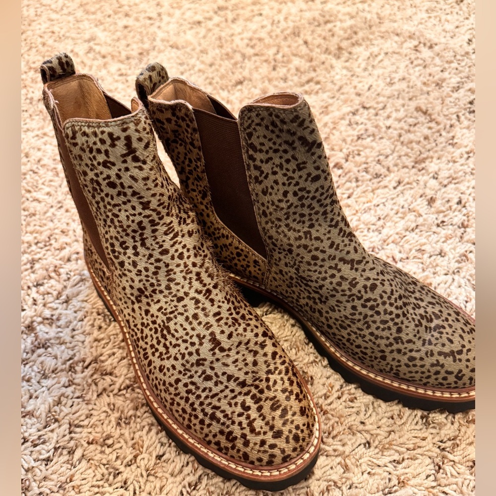 Madewell leopard boots